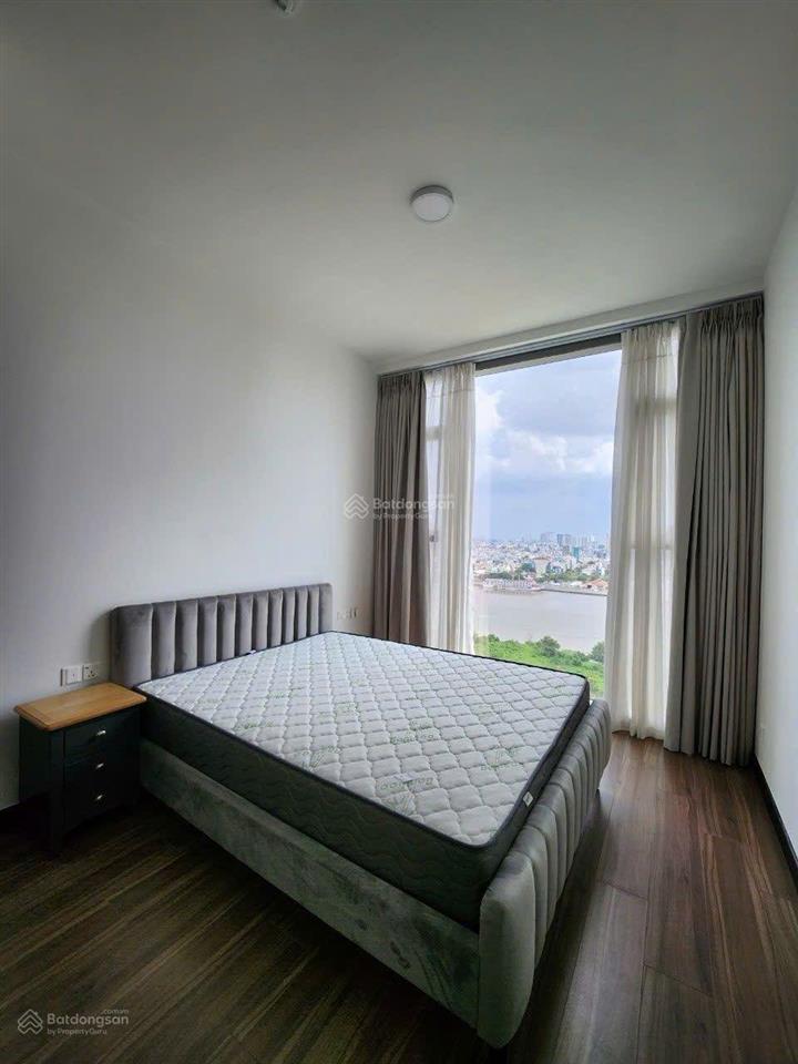 Empire city  hạ giá bán nhanh 1 phòng ngủ view sông , bitexco , tầng cao view kg chắn.