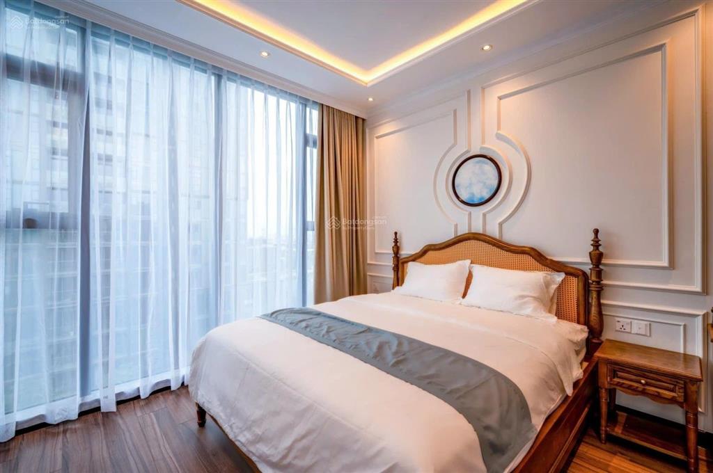 Empire city cho thuê 2 phòng ngủ nội thất cao cấp view hồ bơi thoáng mát
