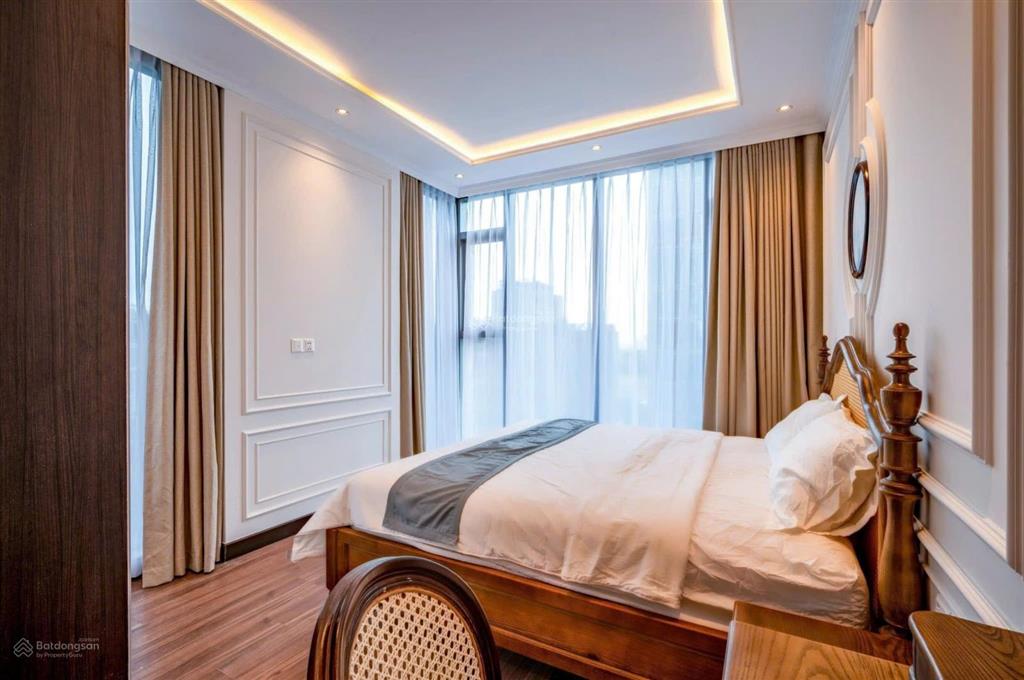 Empire city cho thuê 2 phòng ngủ nội thất cao cấp view hồ bơi thoáng mát