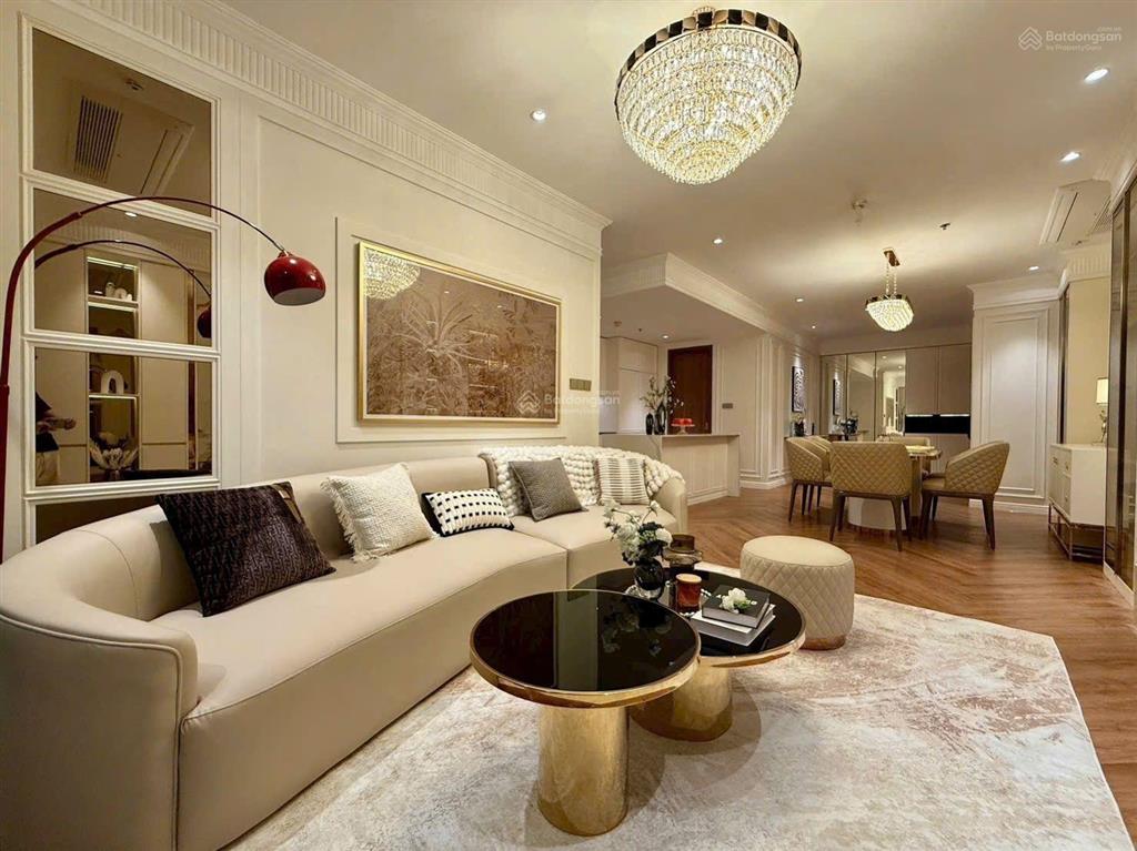 The crest metropole cho thuê căn góc 3 phòng ngủ tầng cao view trực diện sông, tòa marina ifc