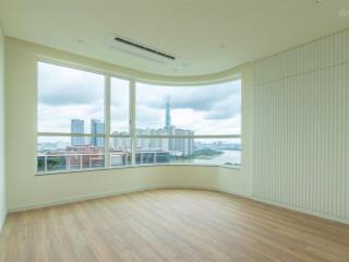 Cho thuê 4 phòng ngủ tầng cao view sông giá tốt, nhà mới bàn giao.