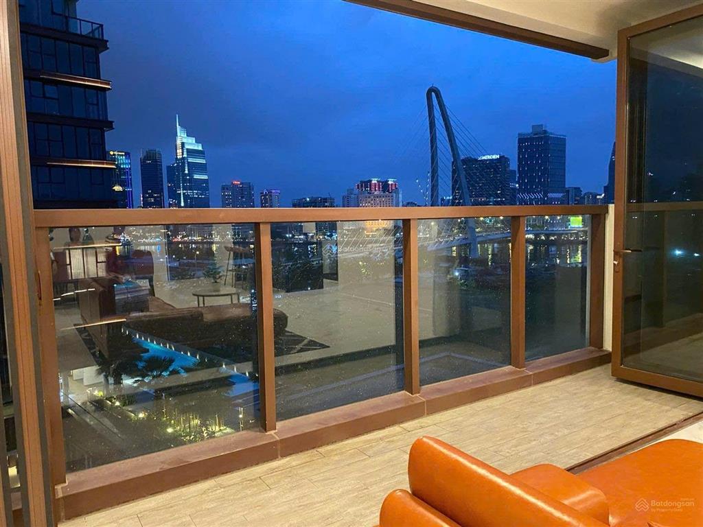 Cho thuê 3 phòng ngủ view cầu bason hàng hiếm