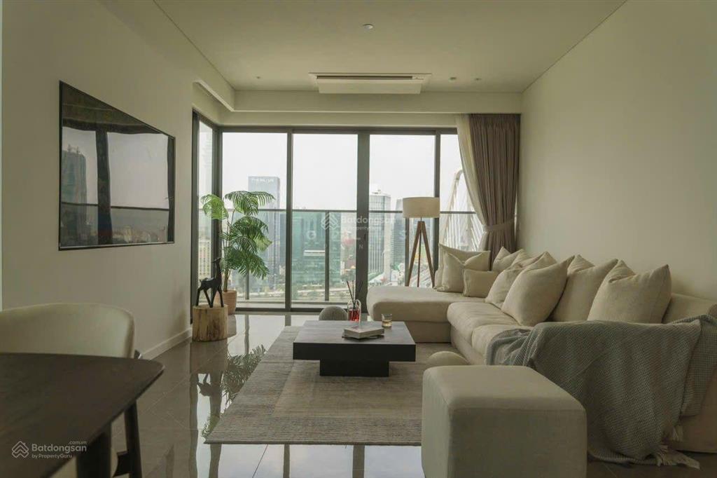 Cho thuê the operametropole 3 phòng ngủ nội thất cao cấp thang máy riêng