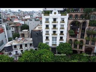 Tòa văn phòng 11 tầng mặt hồ khu xã đàn  420m giá 260 tỷ  2 hầm chìm, full hoàn công, 2 ngõ pccc