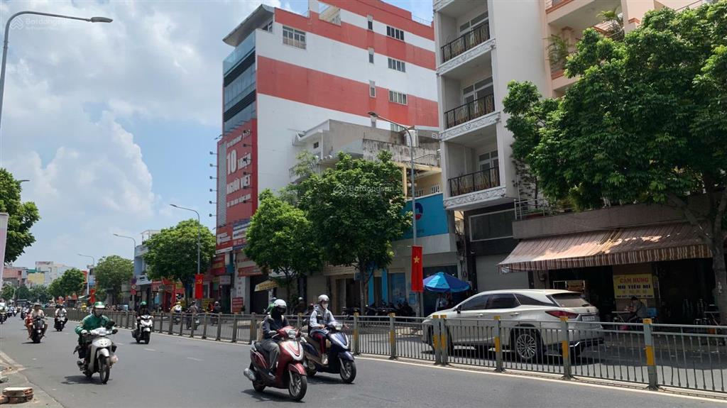 Mình chính chủ cho thuê nhà 264a lũy bán bích (dt 8m x 20m) giá thuê 42tr/tháng 0932 099 *** yến