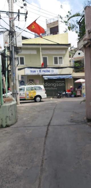 Nhà sổ hồng riêng chính chủ 1 lầu btct đường huỳnh văn bánh 69m2 (chưa tính sân riêng) giá 8,9 tỷ