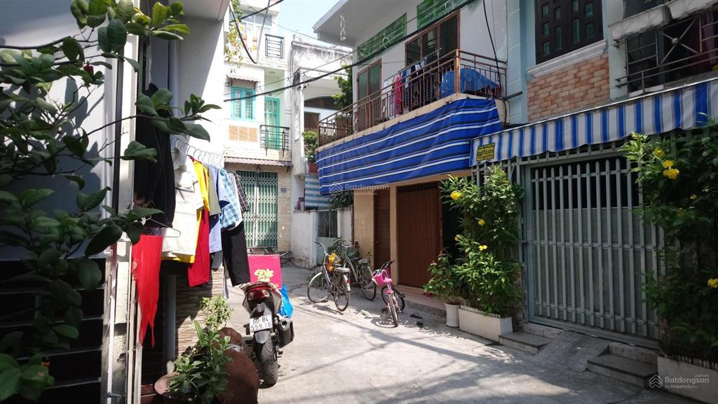 Nhà sổ hồng riêng chính chủ 1 lầu btct đường huỳnh văn bánh 69m2 (chưa tính sân riêng) giá 8,9 tỷ