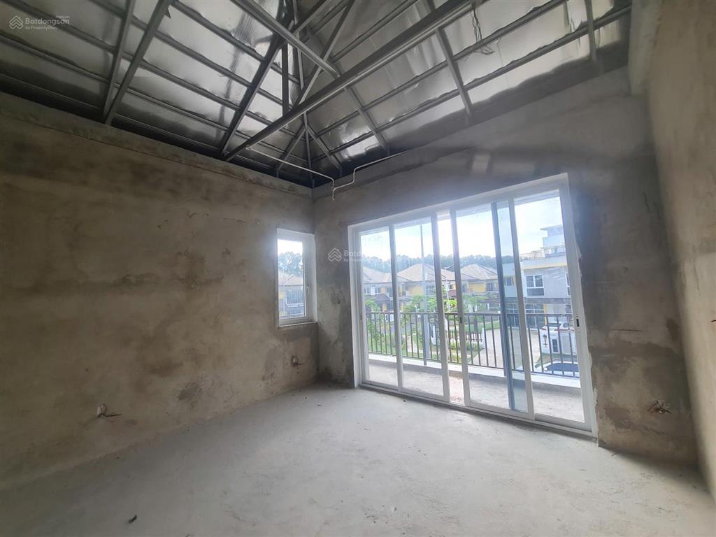 Cắt lỗ 400 triệu  biệt thự ecolakes 2 mặt tiền sau lưng công viên