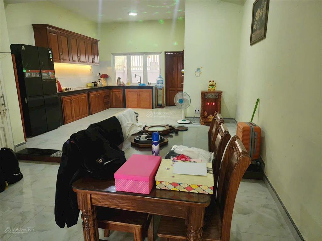 Cho thuê nhà ecolakes 3 phòng ngủ full nội thất giá thuê 9.7 triệu/tháng
