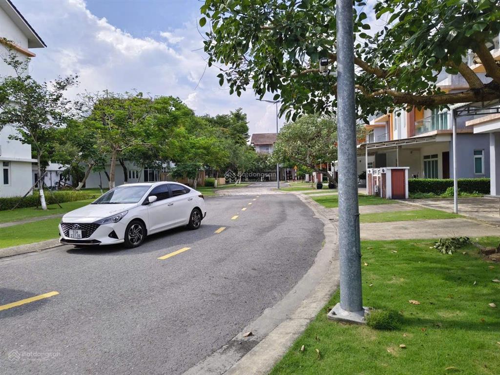 Bán biệt thự trung tâm ecolakes 160m², full nội thất, giảm 4,2 tỷ, đầu tư cực hời