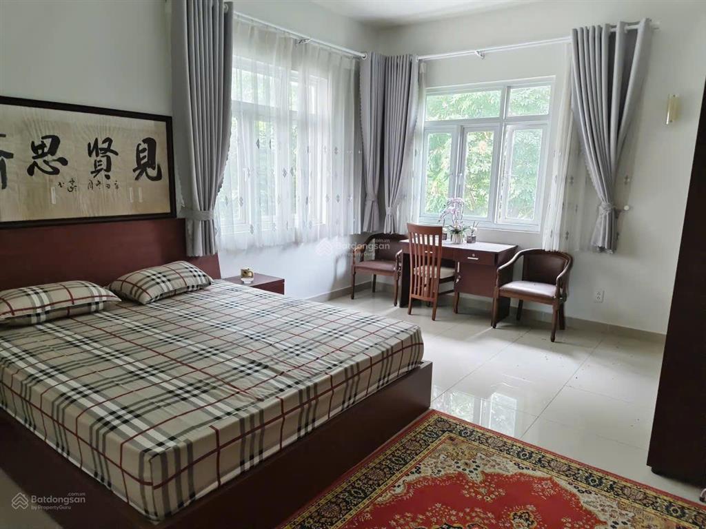 Bán biệt thự trung tâm ecolakes 160m², full nội thất, giảm 4,2 tỷ, đầu tư cực hời