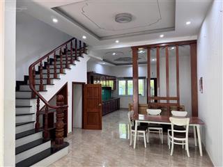 Bán nhà ecolakes vị trí đẹp, giá tốt chỉ 2,850 tỷ (bao sổ), sau lưng công viên, full nt