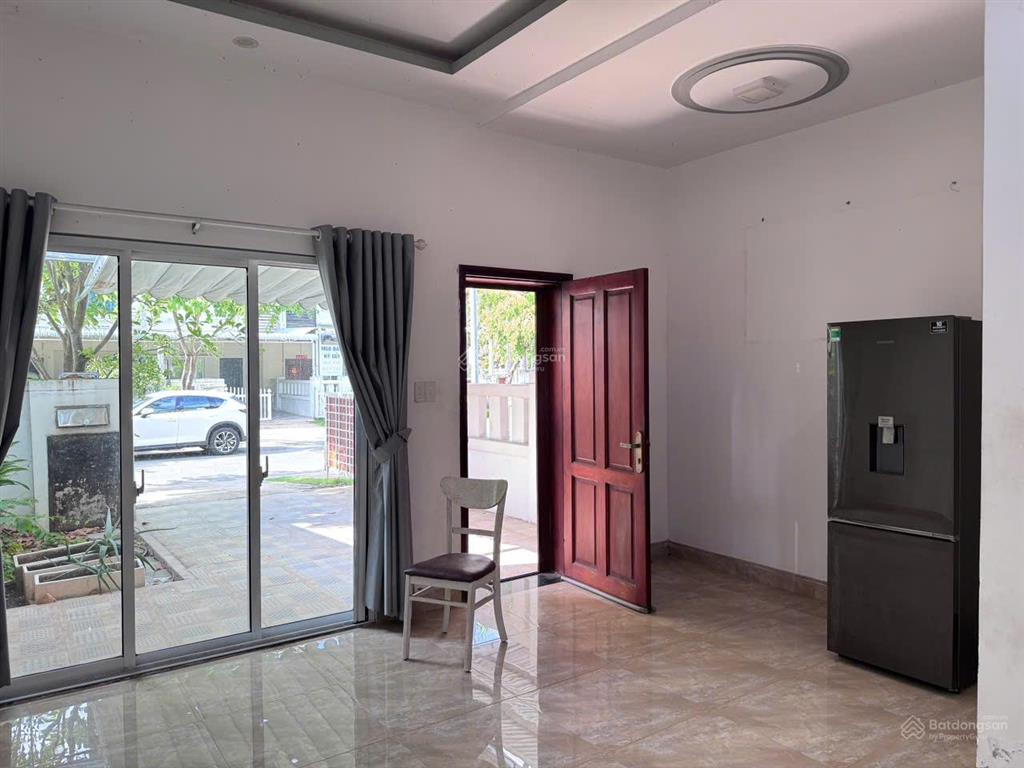 Bán nhà ecolakes vị trí đẹp, giá tốt chỉ 2,850 tỷ (bao sổ), sau lưng công viên, full nt