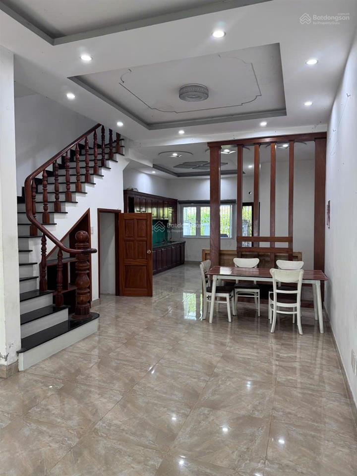 Bán nhà ecolakes vị trí đẹp, giá tốt chỉ 2,850 tỷ (bao sổ), sau lưng công viên, full nt