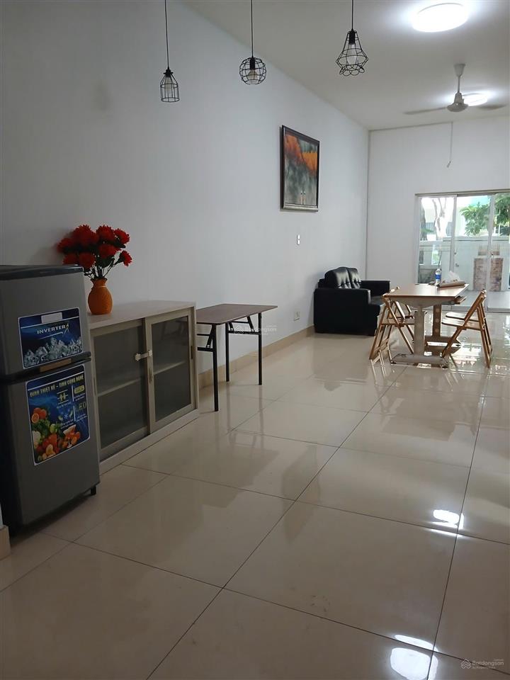 Cho thuê nhà ecolakes 4 phòng ngủ full tiện ích, dọn vào ở ngay