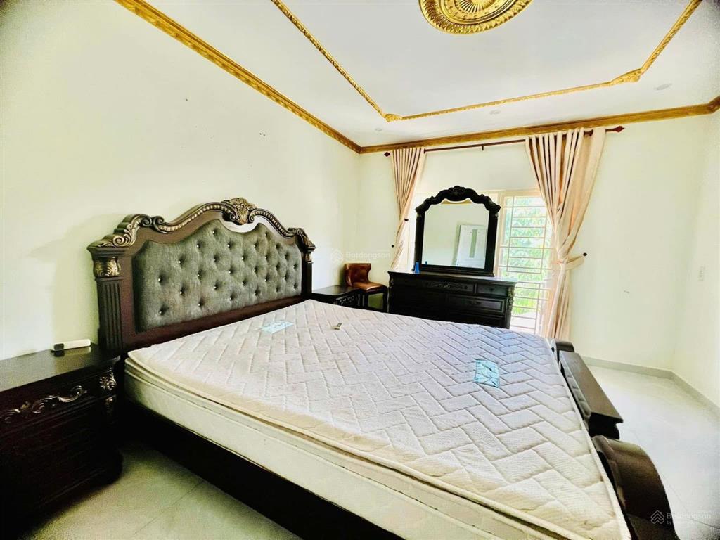 Bán nhà ecolakes mỹ phước 6x20m đang có hợp đồng cho thuê 11 triệu tháng