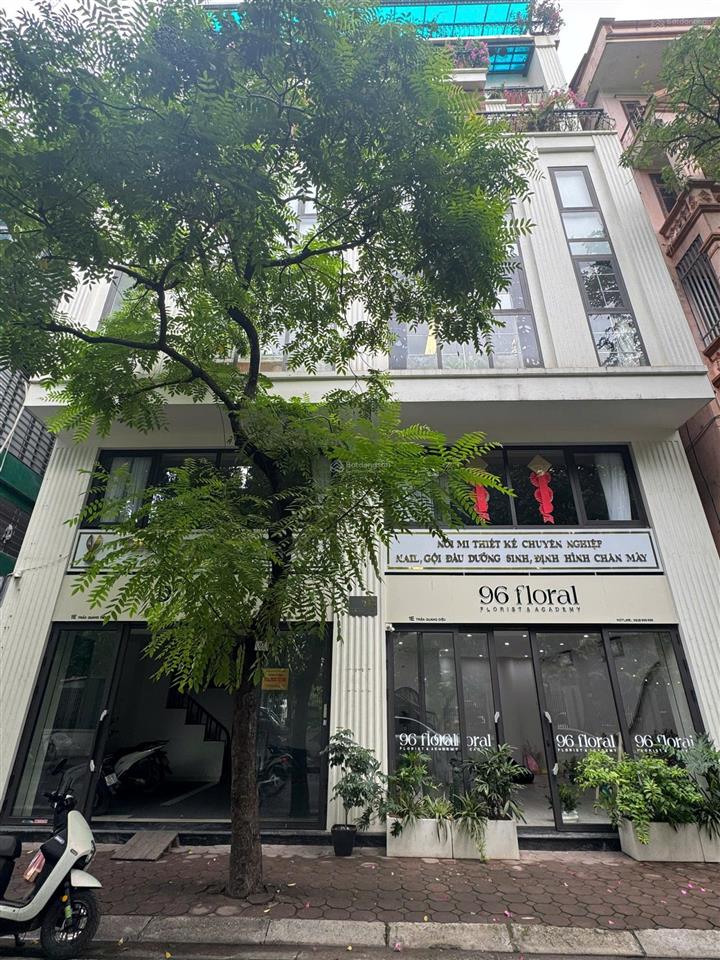 Chính chủ cho thuê cửa hàng, showroom tầng 1 tòa nhà trần quang diệu, đống đa, 50m2 giá 19tr/tháng