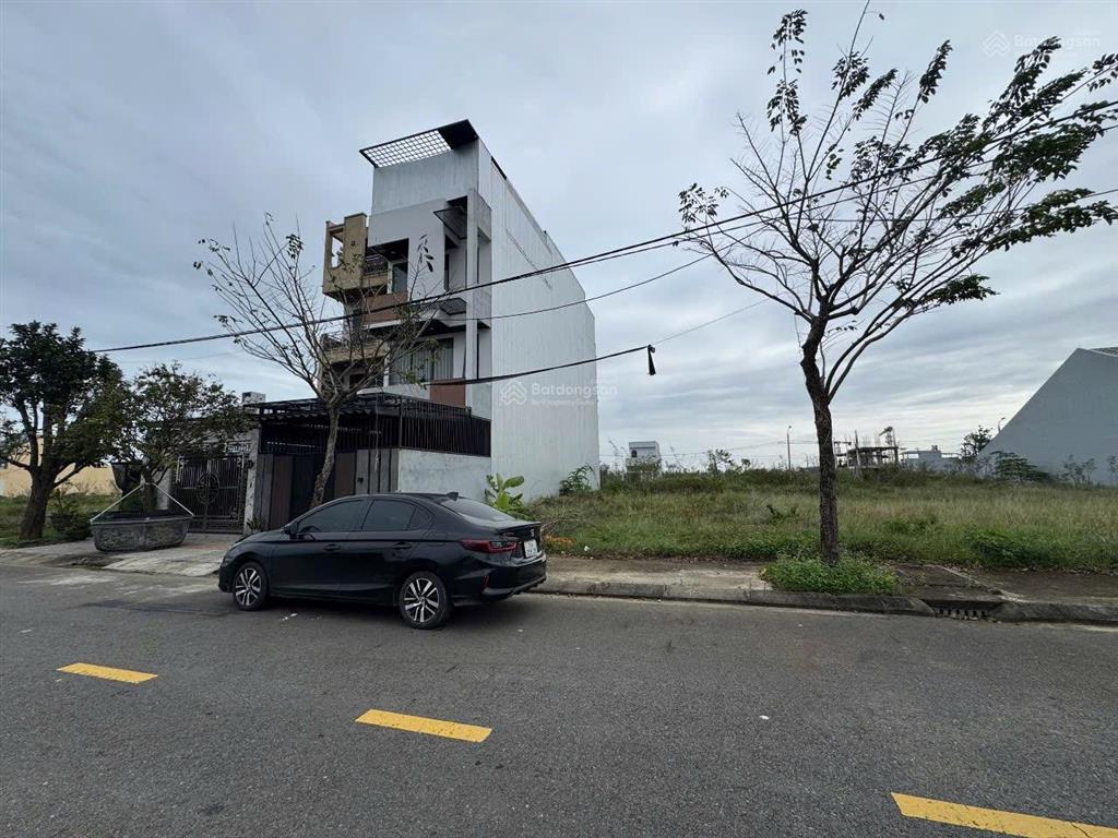 Bán đất đẹp b2.129 lô 15 khu đầm sen nam hòa xuân