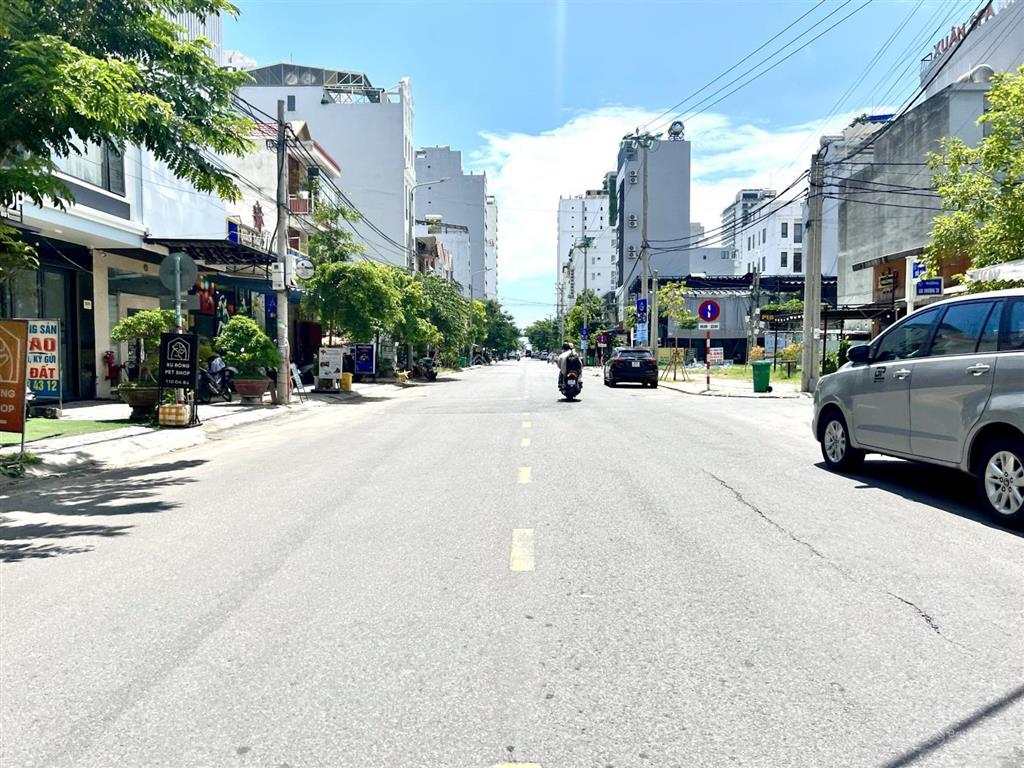 3 lô liền kề đỗ bá  cách biển 300m  trung tâm phố tây an thượng