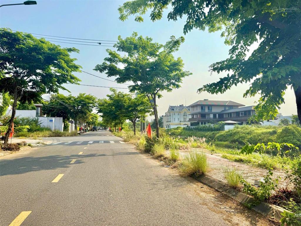 Bán lô đất biệt thự 250m2 đường chế viết tấn view kênh thoáng mát