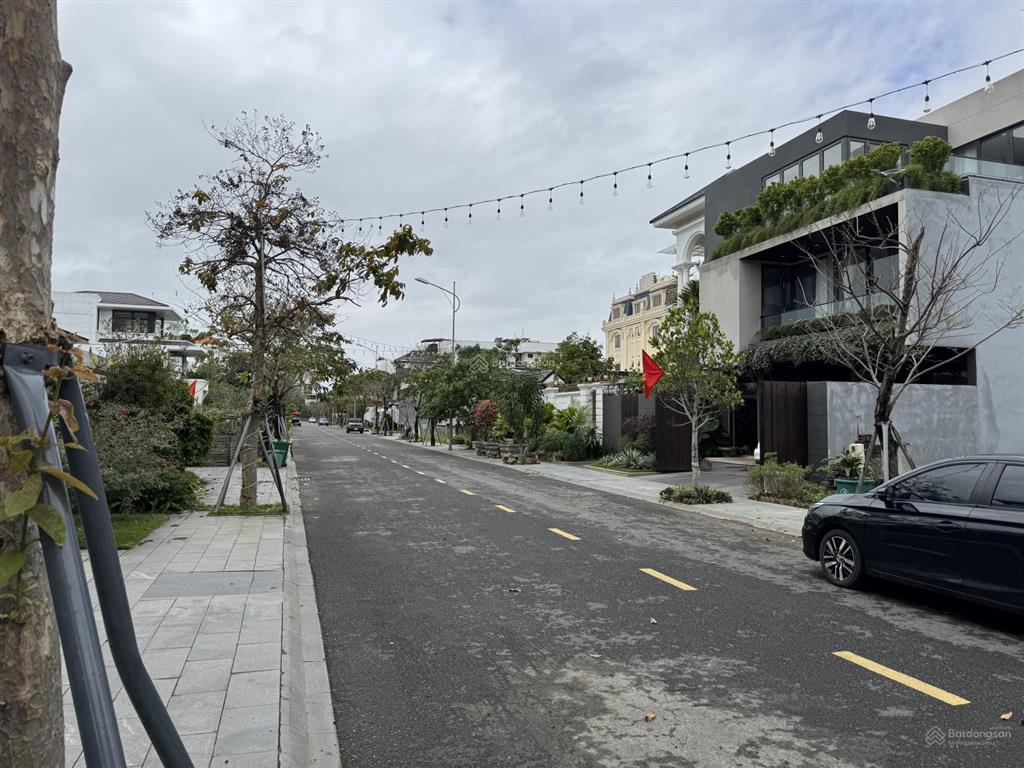 Đất biệt thự mt giáng hương 7 view công viên