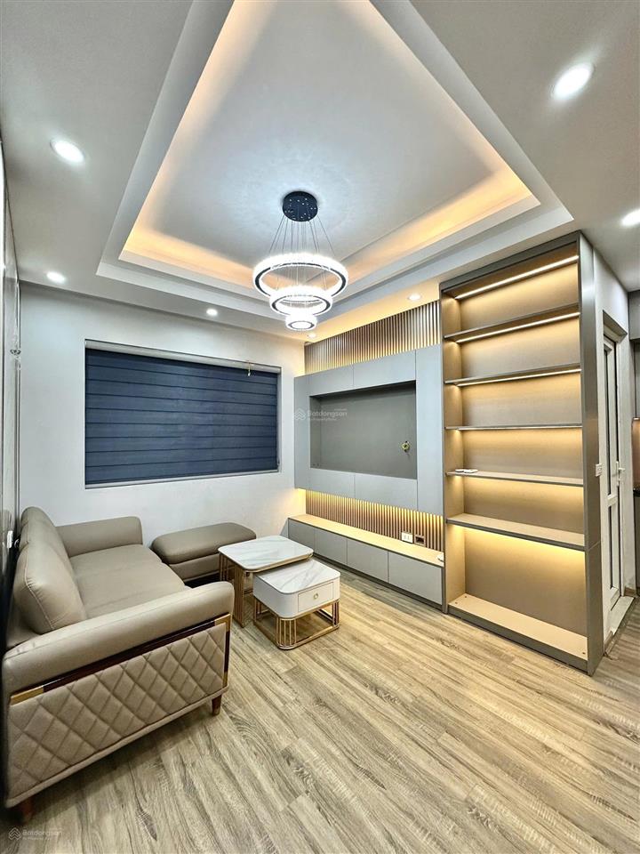 Chính chủ cần bán căn 3 phòng ngủ nội thất cơ bản như