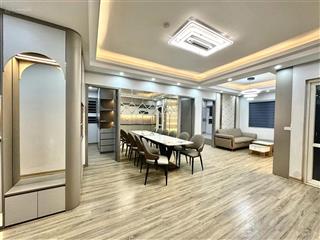 Chính chủ cần bán căn 3 phòng ngủ nội thất cơ bản như