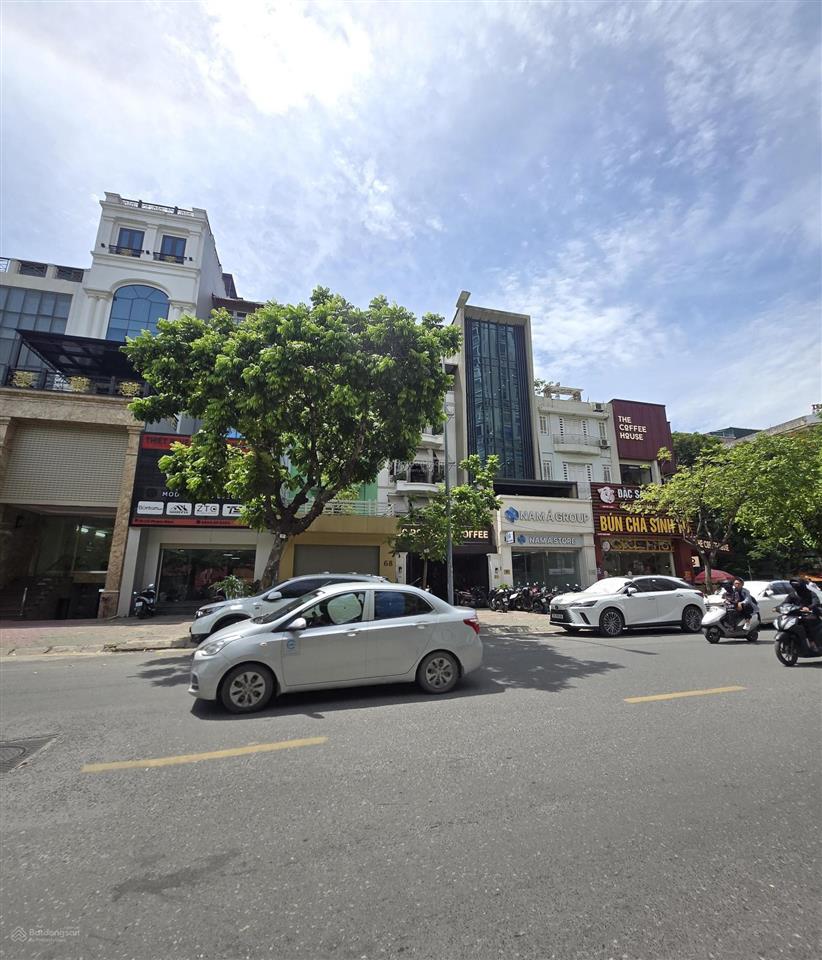 Bán nhà 174 minh khai, hai bà trưng, 137m2 x 2t, mặt tiền 4m, 1 mặt phố + 1 mặt ngõ, giá 80 tỷ