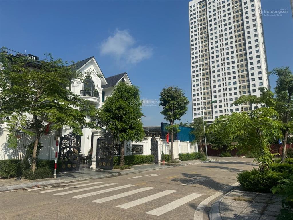 Bán nhà biệt thự tại geleximco lê trọng tấn, 72 tỷ, 240m2, tốt, giá tốt