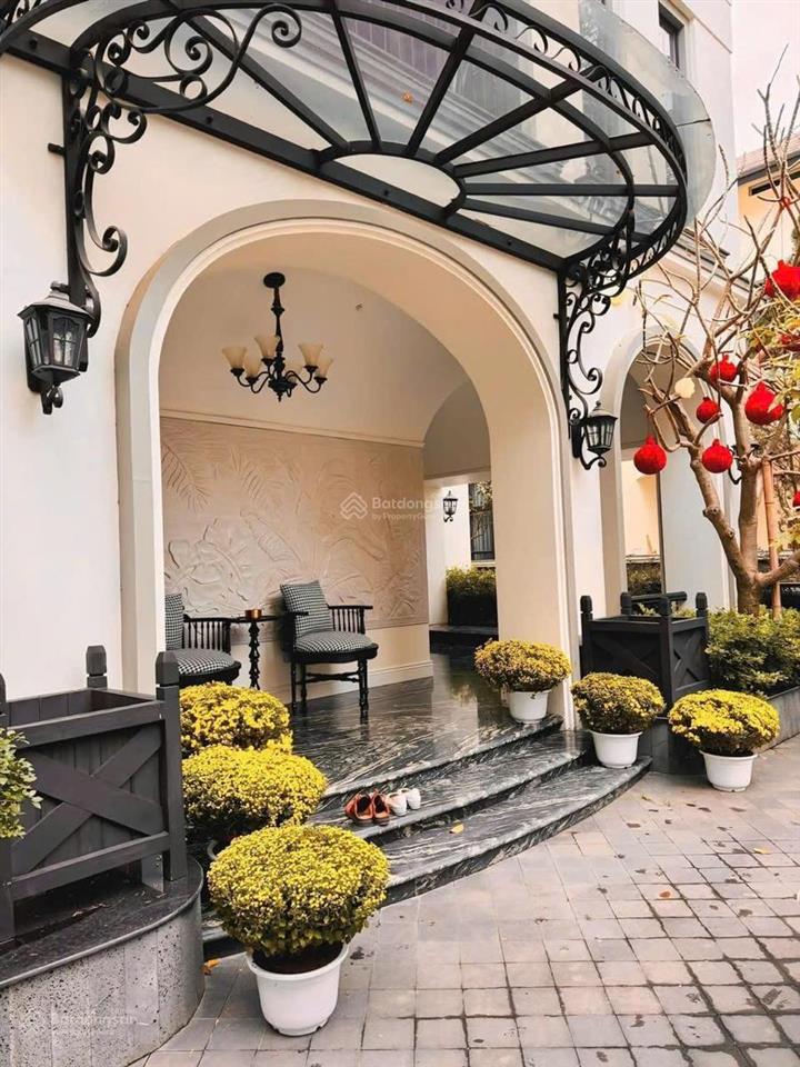 Bán biệt thự view đẹp tại geleximco lê trọng tấn, khu b, 300 triệu / m2, 350 m2