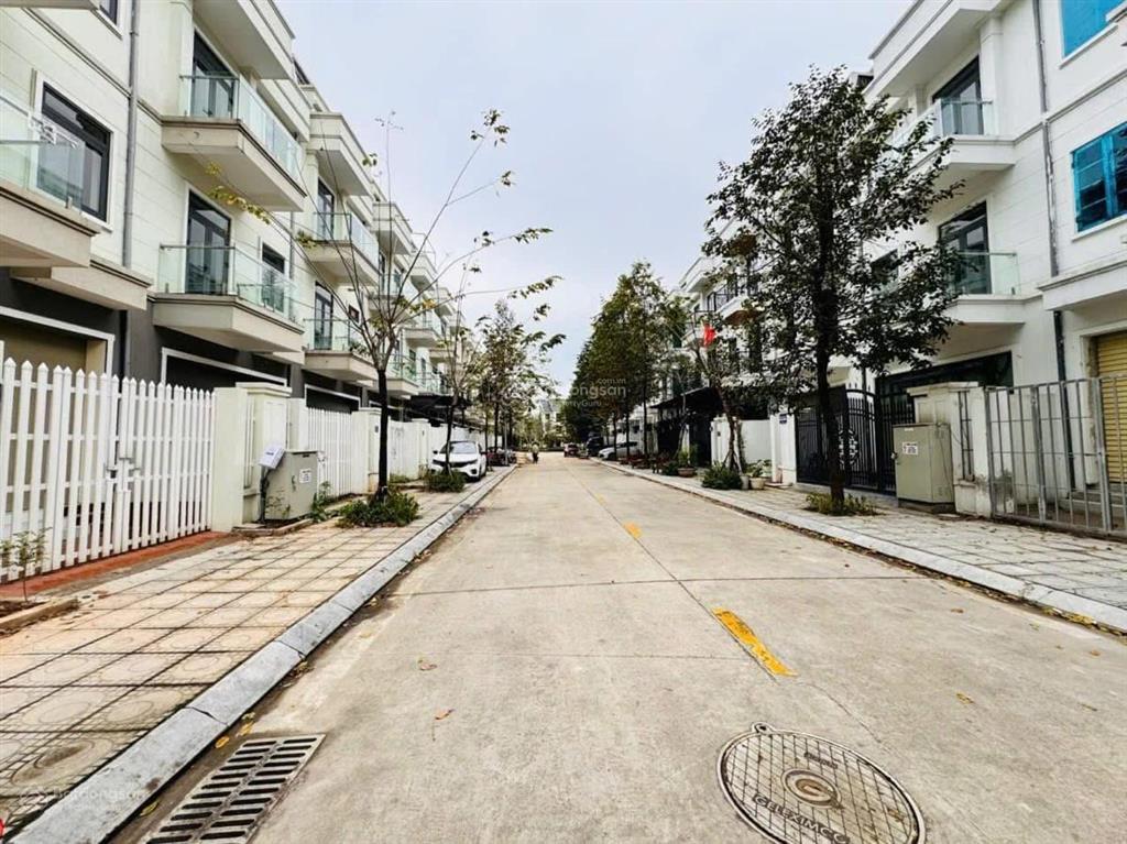 Bán biệt thự bt46, geleximco khu b, lê trọng tấn, hoài đức, 113m2 x 4t, giá 350tr/m2