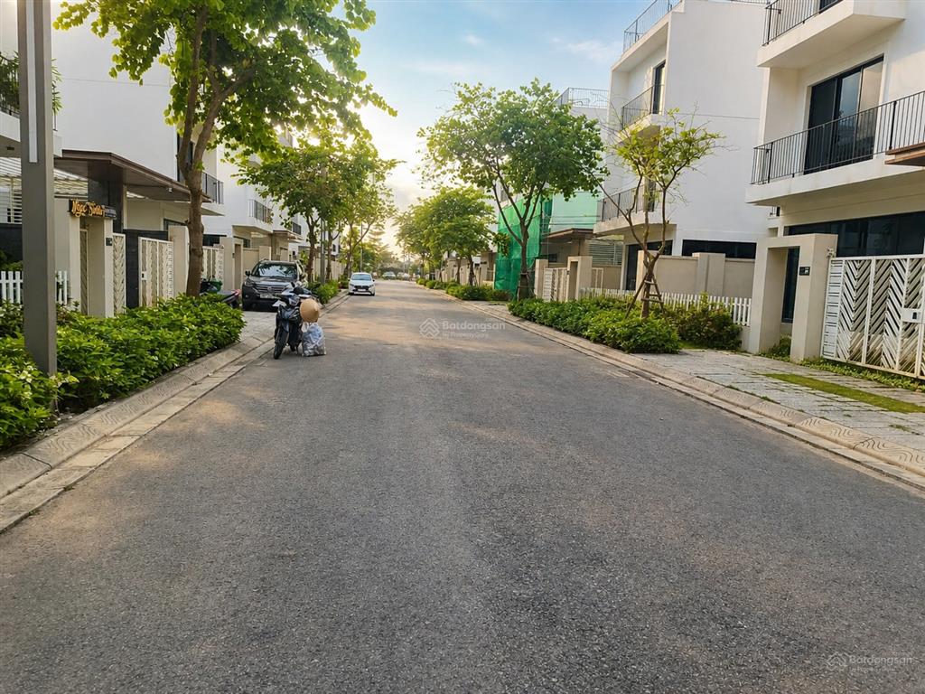 Biệt thự a3 vlasta sầm sơn giá xả lỗ