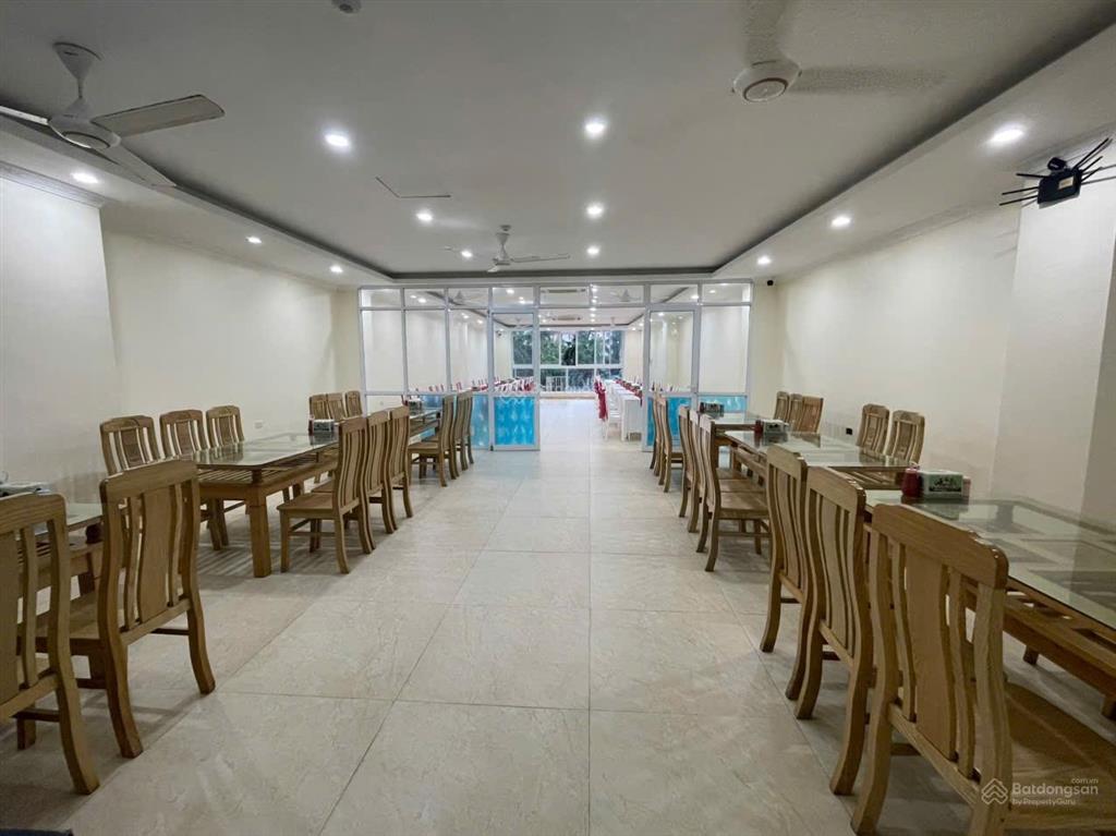 Khách sạn view biển sầm sơn, ngay đại lộ lê lợi