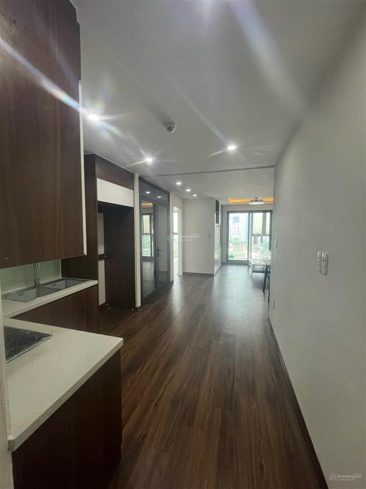 Chính chủ đi nước ngoài cần bán căn 71.22m2 dự án cc 90 nguyễn tuân  0913 535 ***