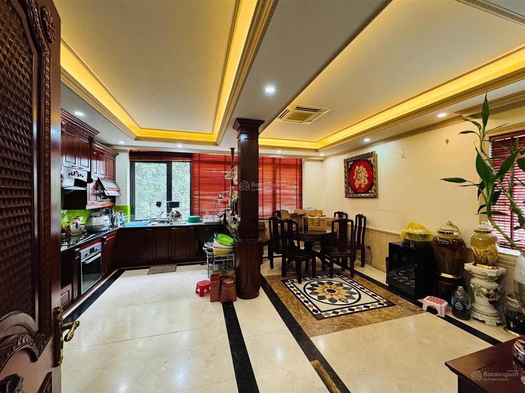 Chính chủ không ở đến tôi cần bán biệt thự vinaconex  kđt kim văn kim lũ vị trí đẹp da