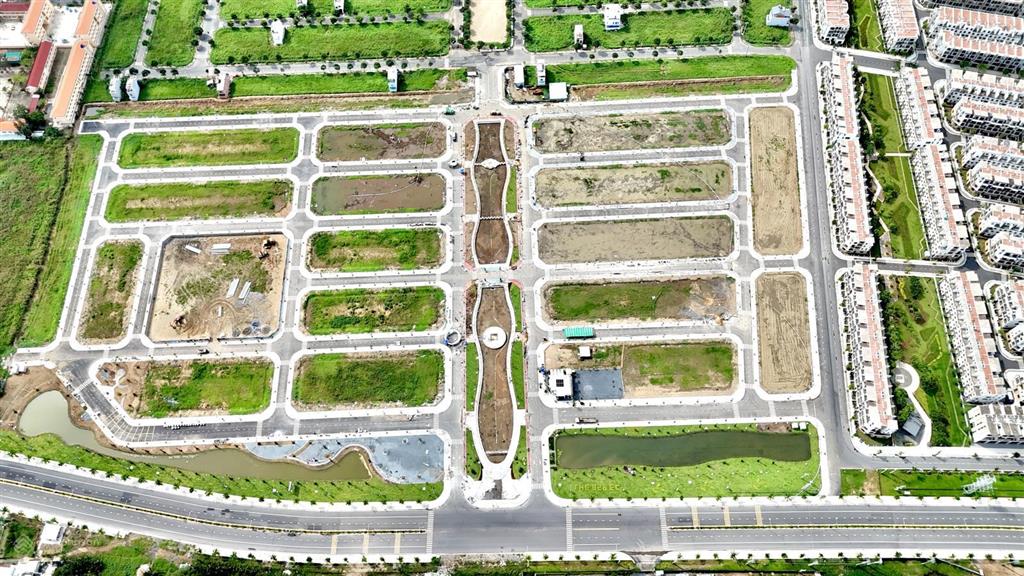 Cần bán nền b417 view đường n4 view ra đường long hậu, đường thông với khu đô thị t&t, hướng đn
