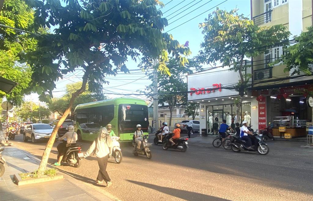 Bán nhà 2 mặt tiền 39 ngô mây  219m2  trung tâm biển quy nhơn