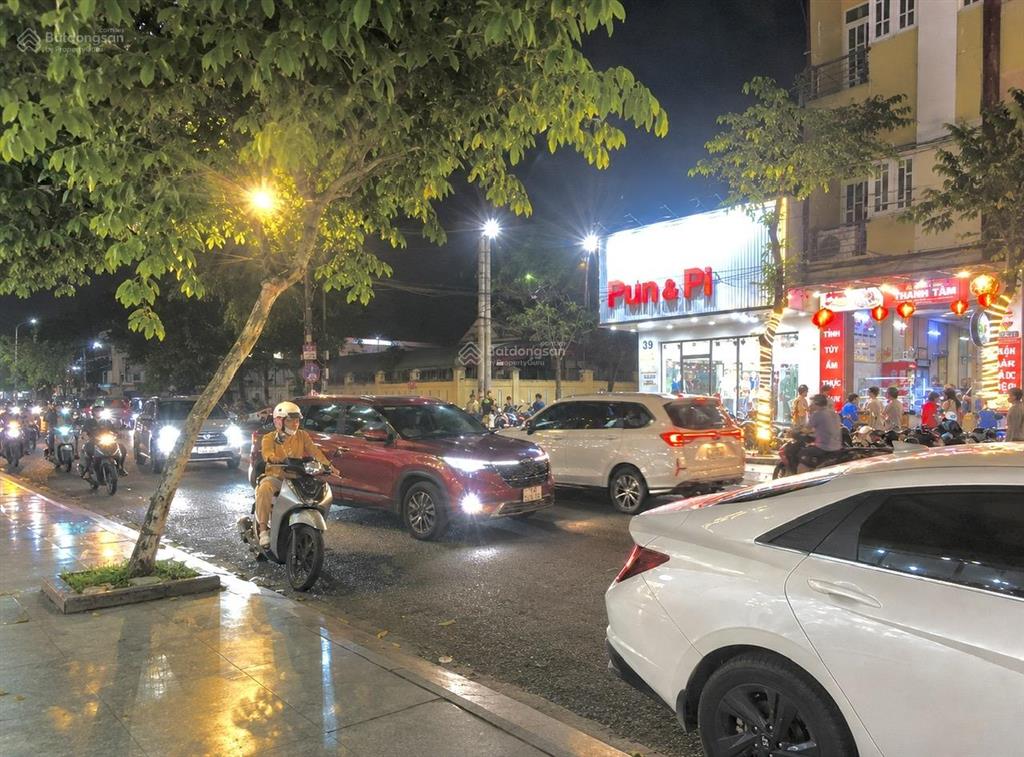 Bán nhà 2 mặt tiền 39 ngô mây  trung tâm biển quy nhơn