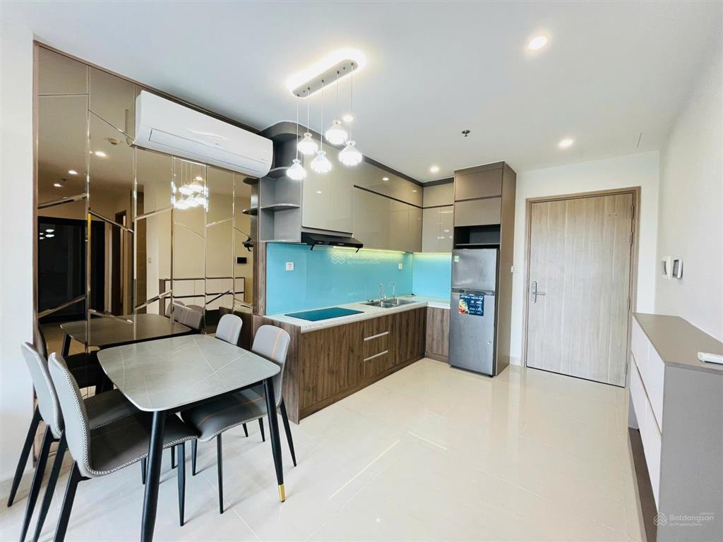 Cần chuyển nhượng căn hộ 2pn 1wc vinhome grand park q9. giá tốt nhất 2tỷ7 bán nhanh