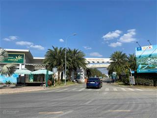 Cần bán lô đất đẹp khu dự án centana trường lưu quận 9, dt 96,5m2 giá chỉ 9 tỷ có thương lượng