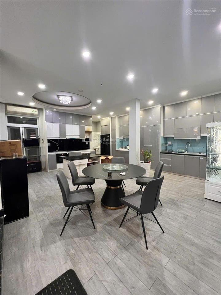Cần cho thuê nhà mặt tiền đường 53, phường thạnh mỹ lợi, quận 2, diện tích 270m2 có hầm