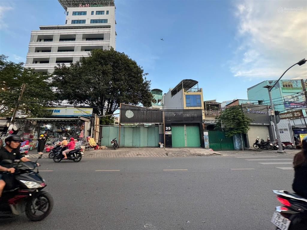 Cho thuê nhà mt ung văn khiêm, dt 13m x 42m, bình thạnh