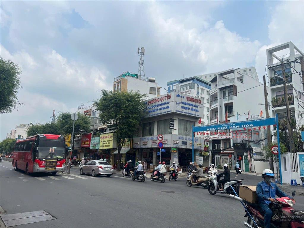 Cho thuê nhà góc 2mt trường chinh  tân hải, dt 7m x 5m, 1 trệt, 1 lầu, tân bình