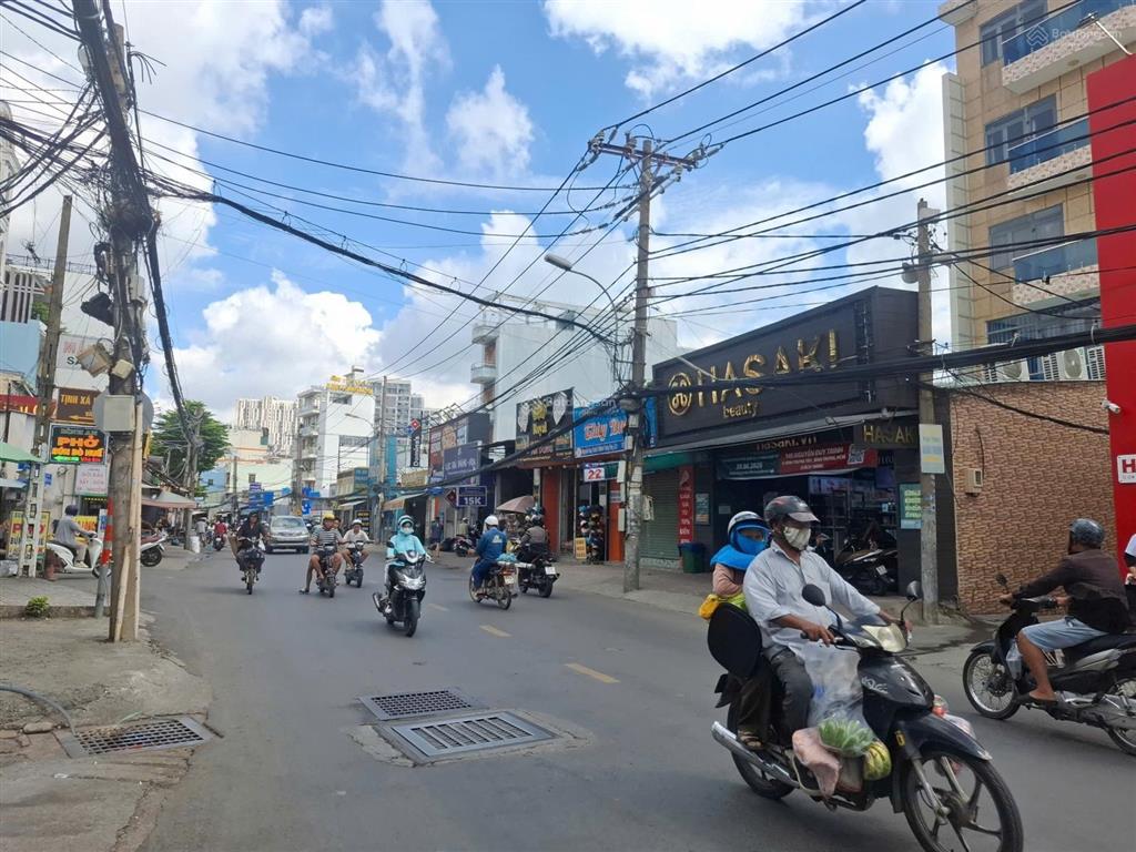 Cho thuê nhà góc 2mt nguyễn duy trinh, dt 7m x 25m, quận 2