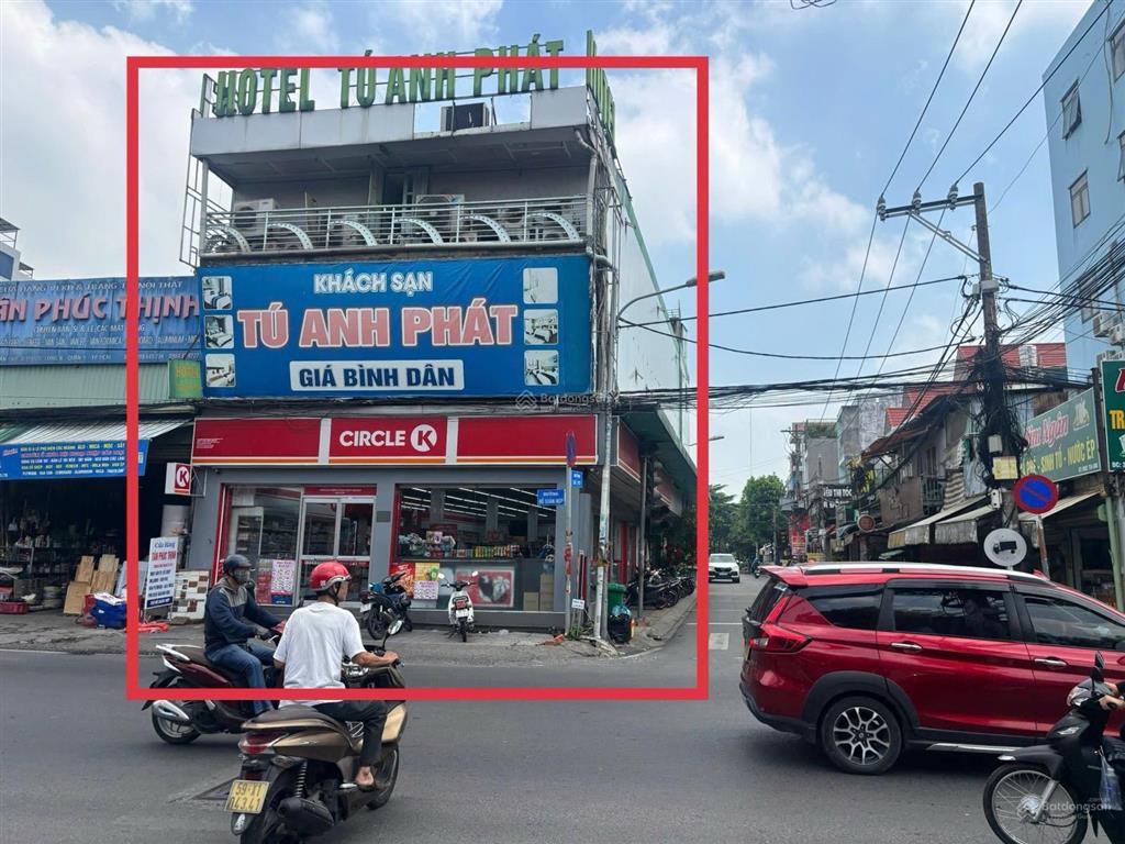 Cho thuê nhà góc 2mt đỗ xuân hợp, dt 8m x 18m, quận 9