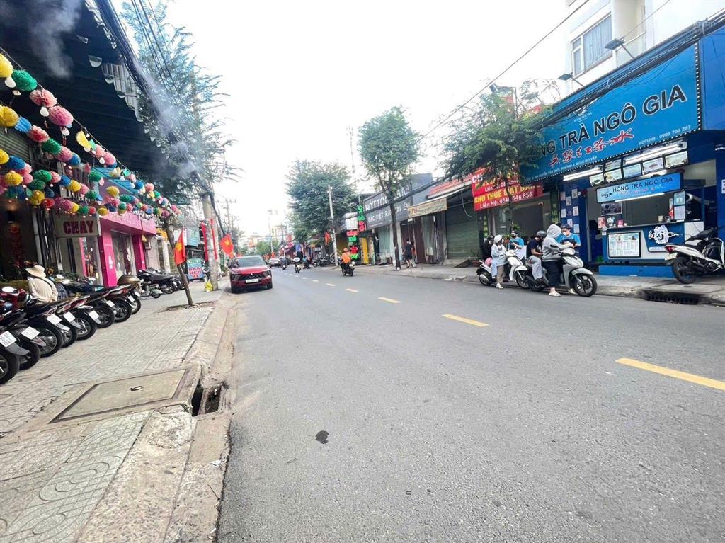 Cho thuê mt nguyễn văn khối, dt 9m x 26m, gò vấp