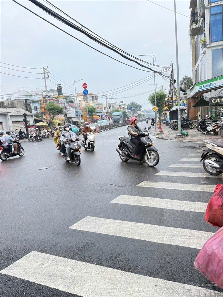 Cho thuê nhà mt tô ký, dt 25m x 40m, quận 12
