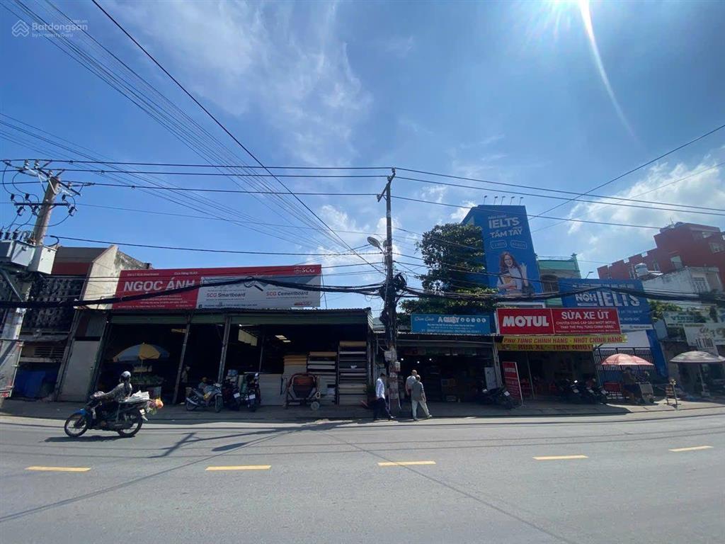 Cho thuê nhà mt tô ký, dt 25m x 40m, quận 12