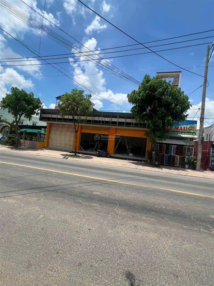Cho thuê nhà mt nguyễn văn bứa, dt 14m x 28m, hóc môn