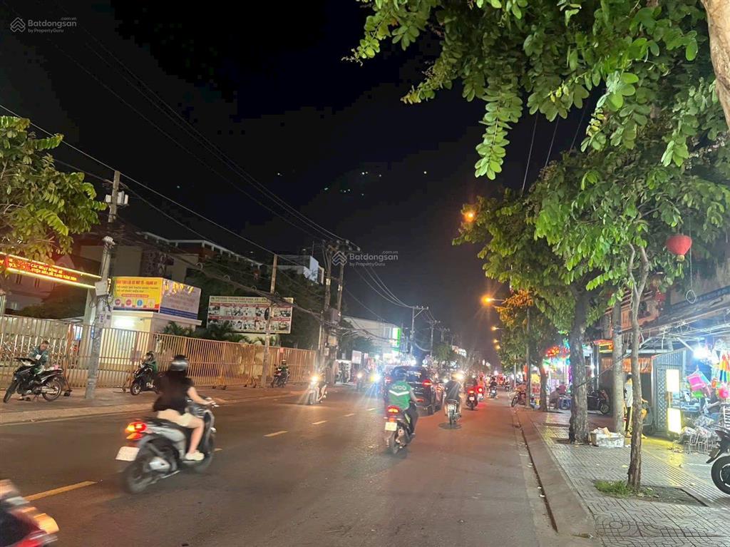 Cho thuê nhà mt nguyễn ảnh thủ, dt 8m x 20m, 1 trệt, 2 lầu, quận 12